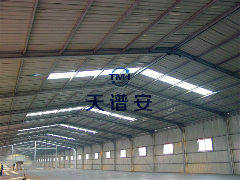 輕型鋼結(jié)構(gòu)廠房價(jià)格多少？