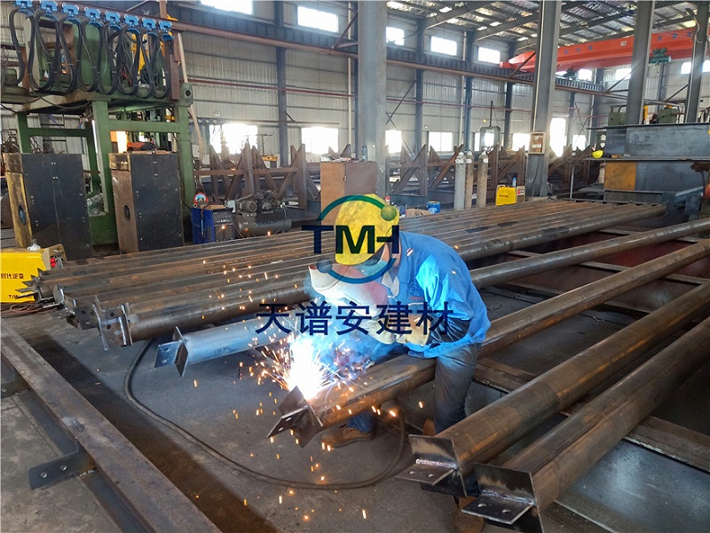 鋼結(jié)構(gòu)加工多少錢(qián)一噸