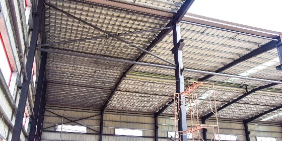 佛山鋼結(jié)構(gòu)廠房廠家在鋼結(jié)構(gòu)造價(jià)，會(huì)有什么優(yōu)勢(shì)