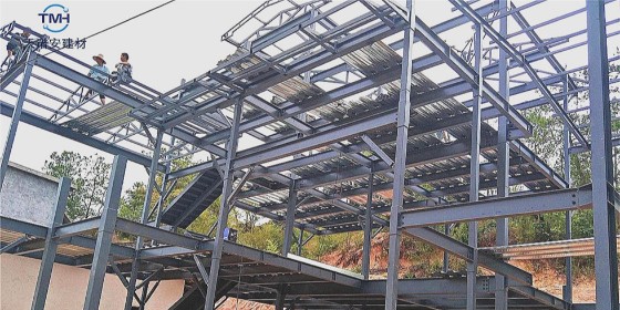 活動(dòng)板房與輕鋼別墅有什么區(qū)別？