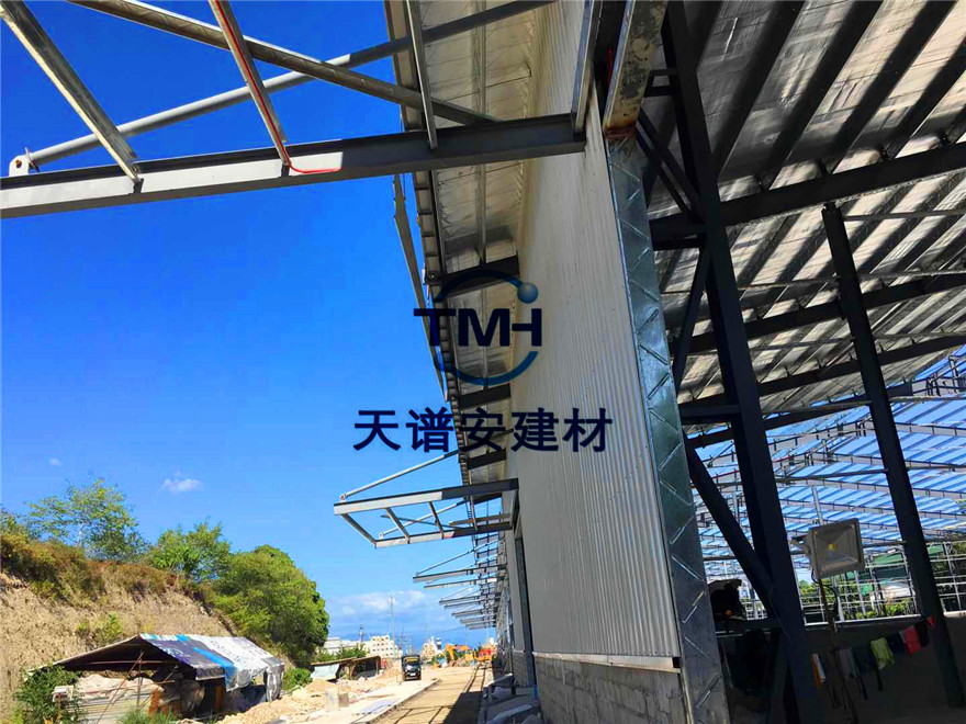 鋼結(jié)構(gòu)廠房